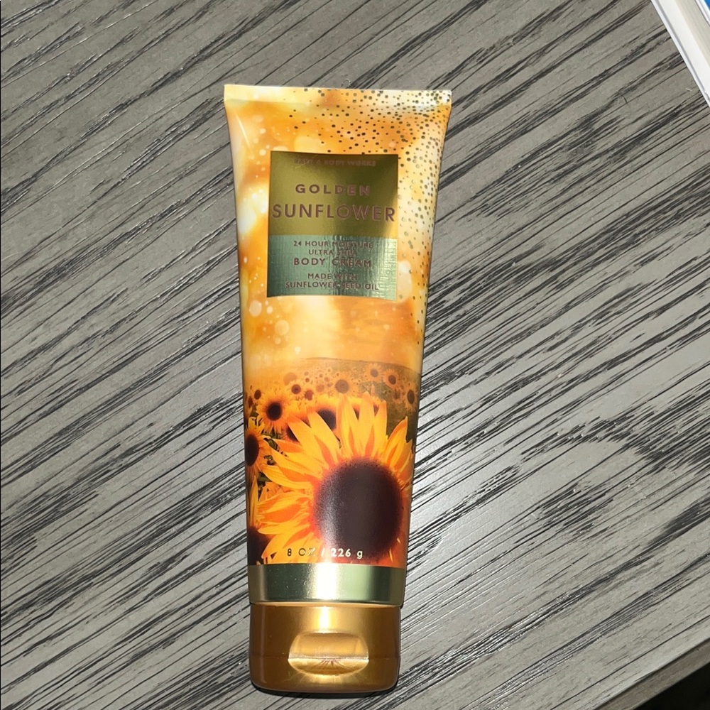 Bath & Body Works Golden Sunflower Moisturizer - Gold and Orange